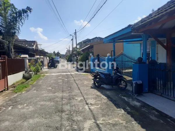 image RUMAH DIJUAL KOMPLEK KARYA WISATA  JOHOR MEDAN (3)