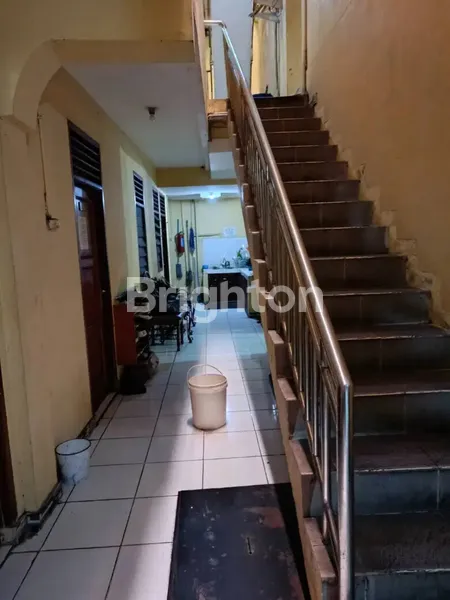 image KOS BESAR 60 KAMAR 3 LANTAI TANJUNG DUREN SHM (4)