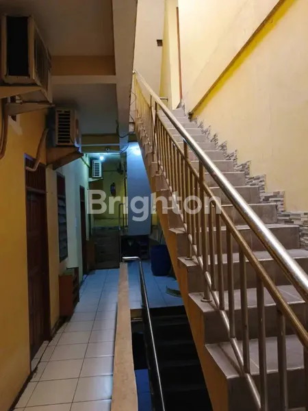 image KOS BESAR 60 KAMAR 3 LANTAI TANJUNG DUREN SHM (6)