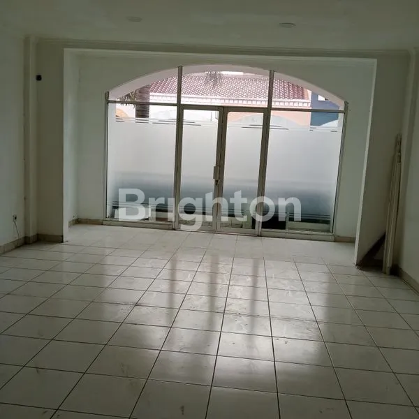 image RUKO STRATEGIS 3 LANTAI DI KAWASAN METRO INDAH MALL – SOEKARNO HATTA, BANDUNG (3)