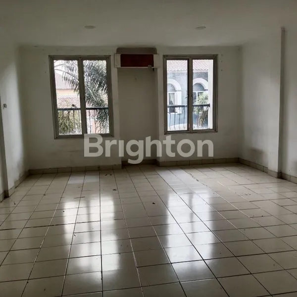 image RUKO STRATEGIS 3 LANTAI DI KAWASAN METRO INDAH MALL – SOEKARNO HATTA, BANDUNG (4)