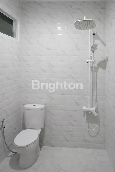 image RUMAH MODERN 3 LANTAI DI PADEMANGAN JAKARTA UTARA  - LT 90 LB 270 (5)