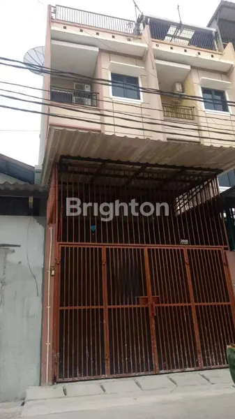 image RUMAH 3,5 LANTAI JELAMBAR SHM 5 KAMAR (1)