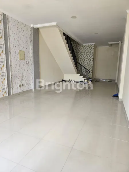 image JUAL CEPAT MURAH NEGO RUKO 4 LANTAI GREEN LAKE CITY CBD ROW BESAR (2)