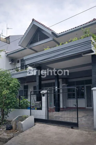 image RUMAH 2 LANTAI 7 KT | KOST AKTIF DI KELAPA GADING | LT 180 LB 240 | SHM (1)