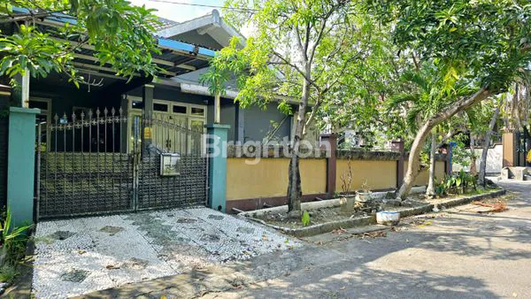 image RUMAH SIAP HUNI FULL FURNISH DEKAT CITRALAND DRIYOREJO (4)