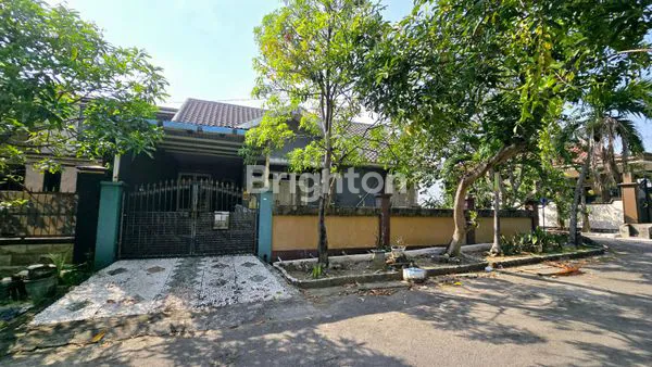 image RUMAH SIAP HUNI FULL FURNISH DEKAT CITRALAND DRIYOREJO (1)
