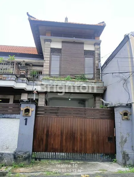 image DISEWAKAN RUMAH 2 LANTAI – DALUNG # HARGA TERBAIK | UNIT LANGKA  RUMAH LUAS, NYAMAN & SIAP HUNI – DIJAMIN SUKA!  (6)