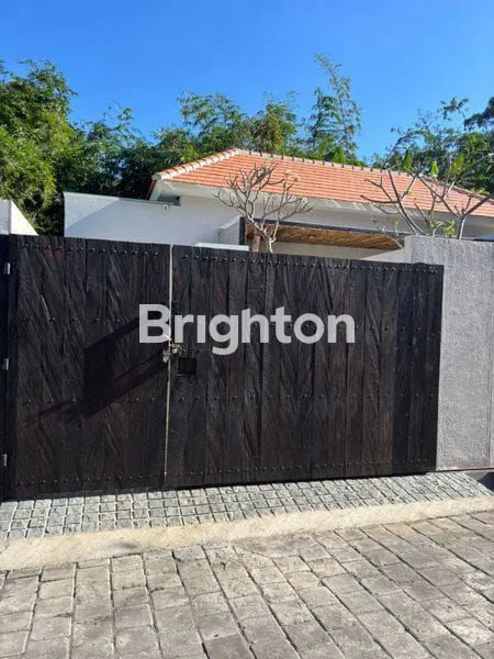 image VILLA BARU DEKAT PANTAI MELASTI (8)