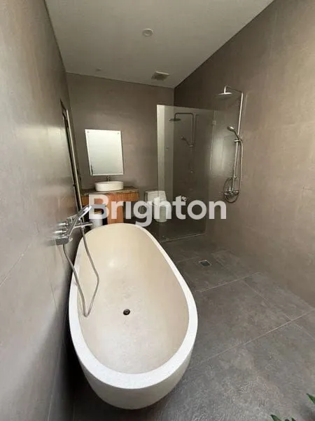 image VILLA BARU DEKAT PANTAI MELASTI (4)