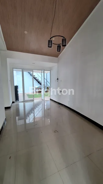 image RUMAH SIAP HUNI SUDUT, LOKASI PREMIUM TANJUNG BUNGA (2)