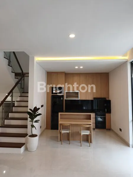 image RUMAH BARU FURNISH DI RIVERSIDE SETRADUTA BANDUNG (2)