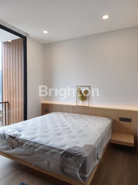 image RUMAH BARU FURNISH DI RIVERSIDE SETRADUTA BANDUNG (6)