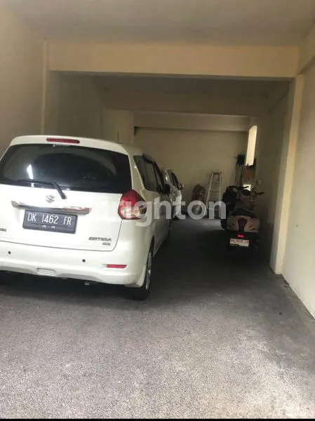 image RUMAH LUAS + 6 KAMAR KOS AKTIF DI PANJER (4)