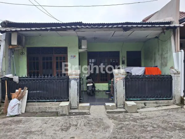 image RUMAH DI PERUMNAS 2 TANGERANG (1)