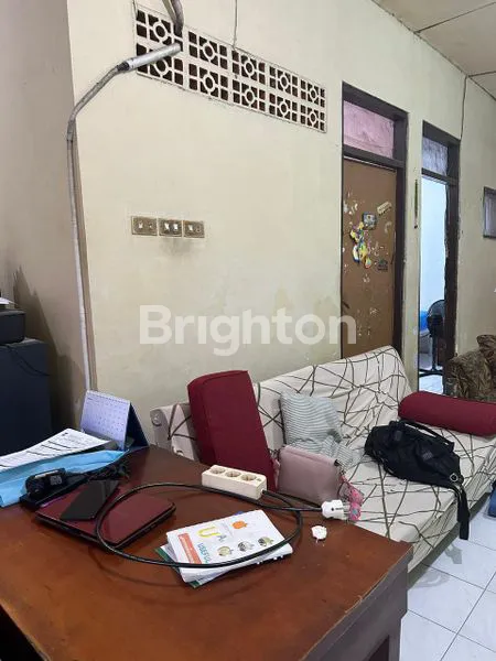 image RUMAH DI PERUMNAS 2 TANGERANG (2)