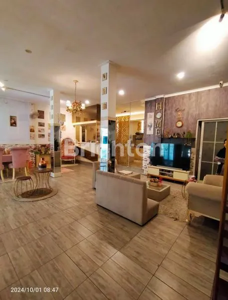 image RUMAH PERAK DEKAT PELABUHAN PERAK, SMA BARUNAWATI SURABAYA  ( K 328 ) (3)