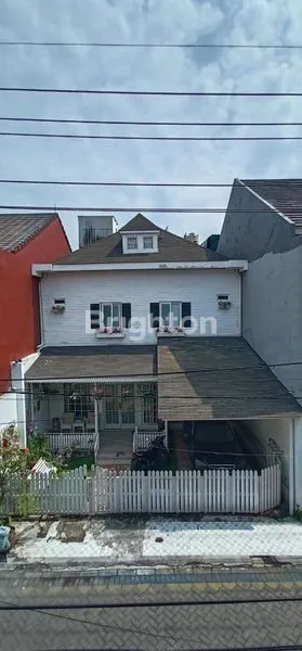 image RUMAH PERAK DEKAT PELABUHAN PERAK, SMA BARUNAWATI SURABAYA  ( K 328 ) (8)