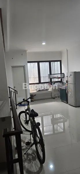 image RUKO PORIS 3 LANTAI LETAK STRATEGIS DAN RAMAI PENDUDUK (6)