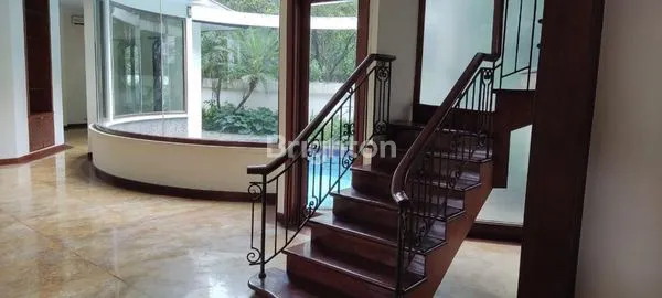 image RUMAH SCOND KUNINGAN JAKSEL (3)