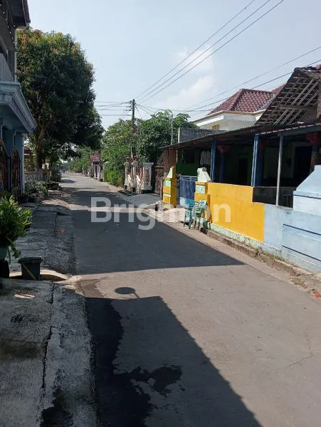 image DIJUAL RUMAH MURAH LOKASI STRATEGIS – SOLO (3)