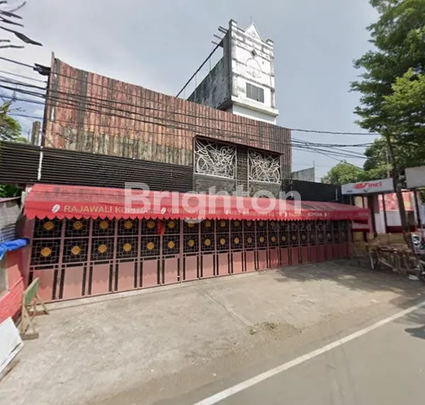 image RUMAH LEBAR EX CAFE TENGAH KOTA (1)