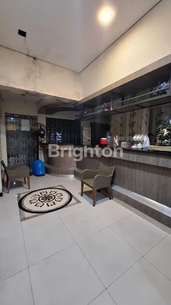 image RUMAH LEBAR EX CAFE TENGAH KOTA (2)