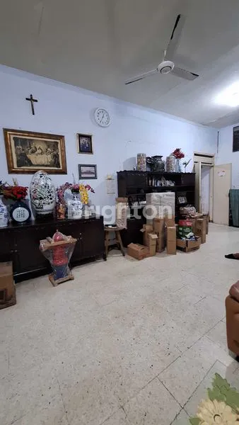 image RUMAH LEBAR EX CAFE TENGAH KOTA (4)