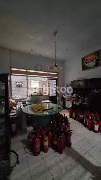 image RUMAH LEBAR EX CAFE TENGAH KOTA (8)
