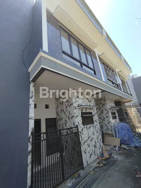 image RUMAH 2 LANTAI SHM DI LEBAK ARUM, SURABAYA UTARA, 550JT (1)