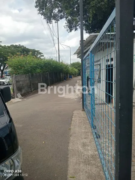 image GUDANG DEKAT PINTU TOL SENTUL BOGOR KABUPATEN (3)