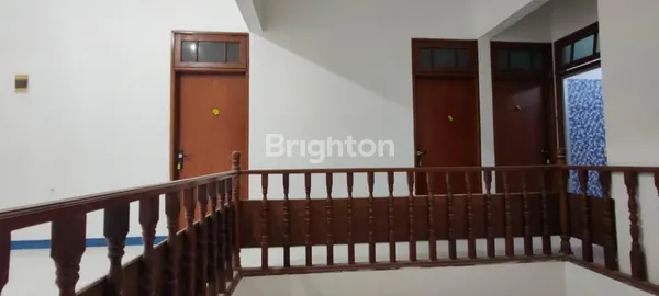 image DISEWAKAN RUMAH 2 LANTAI DI PERUMAHAN SEMOLOWARU INDAH DEKAT GALAXY MALL, DEKAT ITS, UNAIR (3)