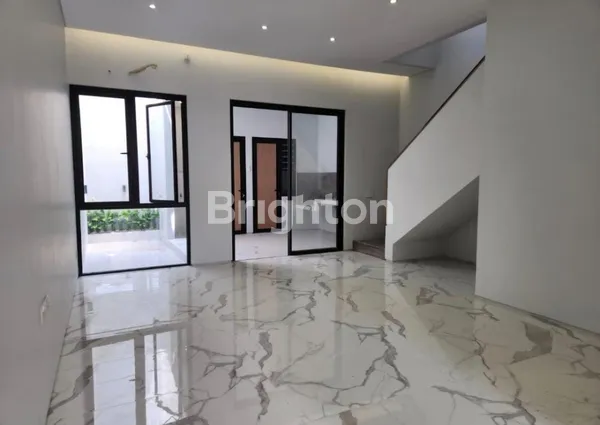 image RUMAH 2 LANTAI TERDAPAT 2 UNIT A DAN B DI PANDUGO TIMUR SURABAYA (4)