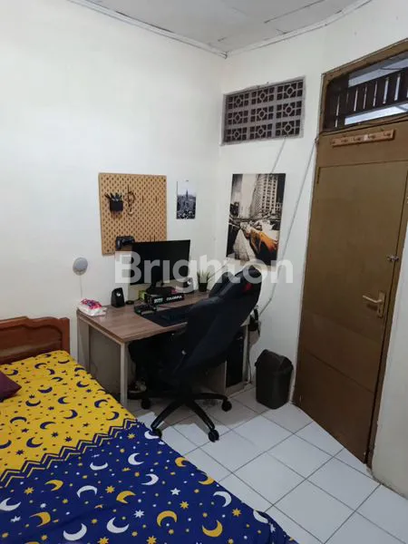 image RUMAH CANTIK DAN STRATEGIS DI DEPOK (4)