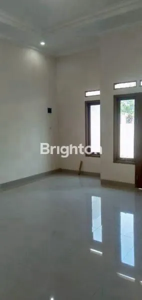 image RUMAH BARU 2 LANTAI LOKASI STRATEGIS BEBAS BANJIR (4)