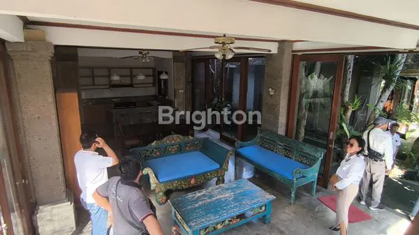 image VILLA 3 BEDROOM WITH POOL AREA BATUR SARI SANUR (4)