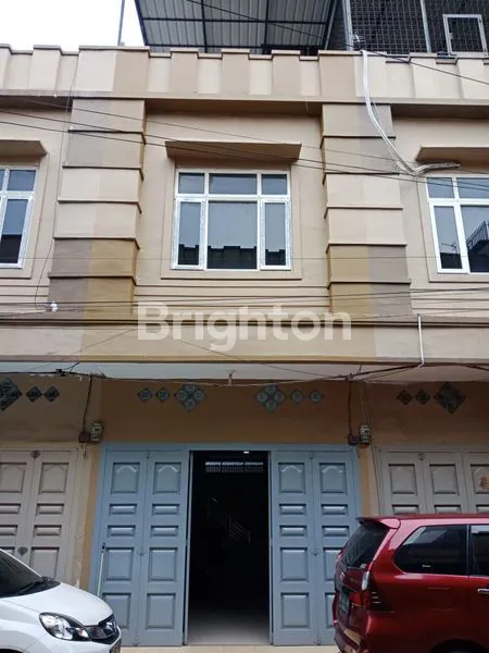 image RUMAH SIAP HUNI DI KOMPLEK (1)