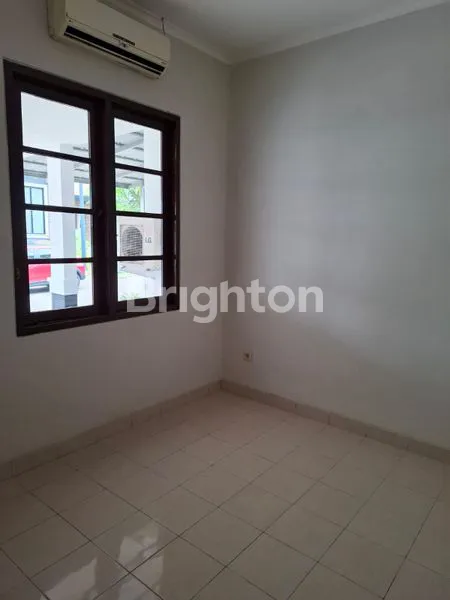 image RUMAH 1 LANTAI LT 90 DI KOTA WISATA (4)