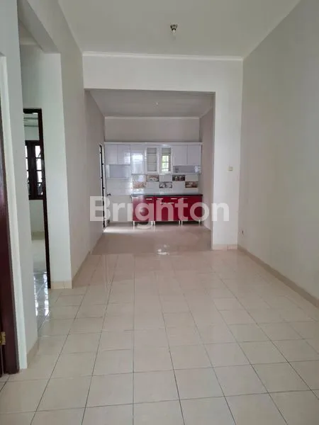 image RUMAH 1 LANTAI LT 90 DI KOTA WISATA (3)