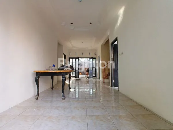 image SEWA RUMAH CLUSTER NYAMAN DI JL. H.R. SOEBRANTAS (2)