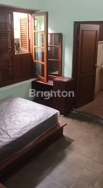 image RUMAH SHM STRATEGIS JALAN TAMANSISWA  (6)