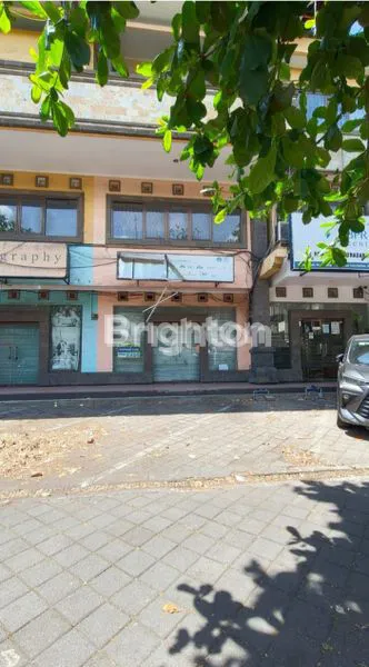 RUKO SIAP PAKAI DI LEGIAN, LOKASI RAMAI