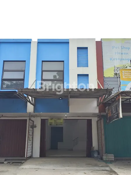 image RUKO 2 LANTAI SIAP USAHA DI TAMAN ROYAL CLUSTER EDELWEIS TANGERANG, LOKASI STRATEGIS HADAP JALAN RAYA & AKSES MOBIL 2 JALUR (1)