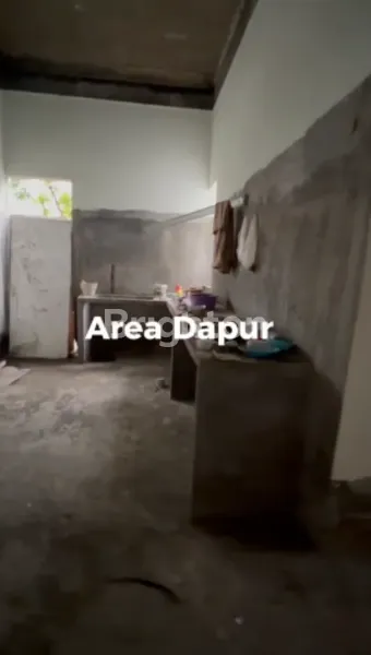 image RUMAH GRAHA SURABAYA BARAT  2 LANTAI SHM  BANGUNAN HOOK (7)