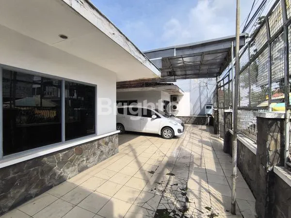 image RUMAH TENGAH KOTA DI PANDEGILING DEKAT TUNJUNGAN PLAZA TP TEGALSARI (1)