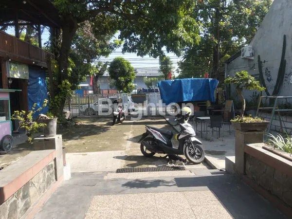 image RUMAH JOGLO PINGGIR JALAN RAYA UTAMA  SLG (5)