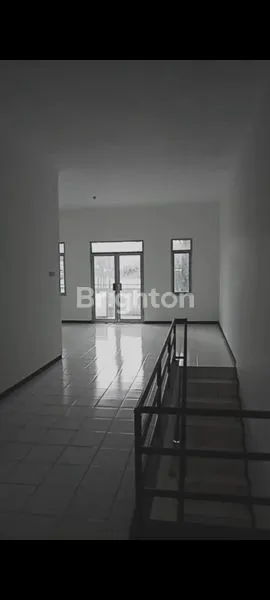image RUKO STRATEGIS DI SULFAT, 2 LANTAI, HARGA SEWA MURAH (5)
