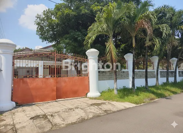 image HUNIAN NYAMAN DAN TENANG DI JAKARTA SELATAN (1)