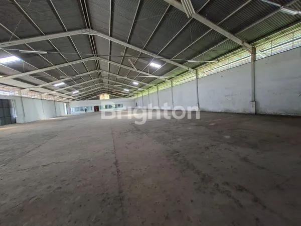 image INVESTASI STRATEGIS: GUDANG PREMIUM 3.600 M^2 DI PINGGIR JALAN RAYA CIBITUNG - SIAP PAKAI & SHM! (8)