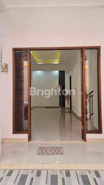 DIJUAL RUMAH DALAM CLUSTER SANGAT BAGUS SIAP HUNI